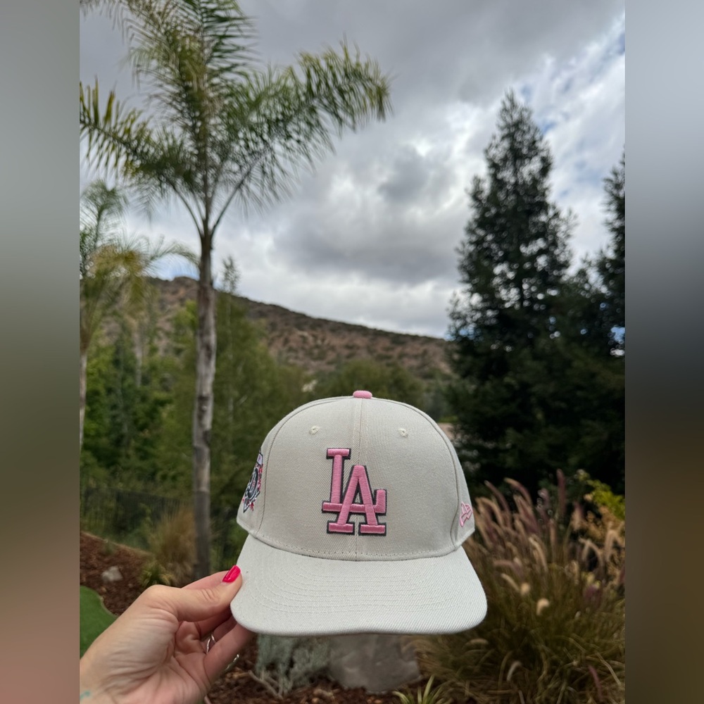 Dodgers Mother’s Day hat.  Pink and tan.  Size 7.5